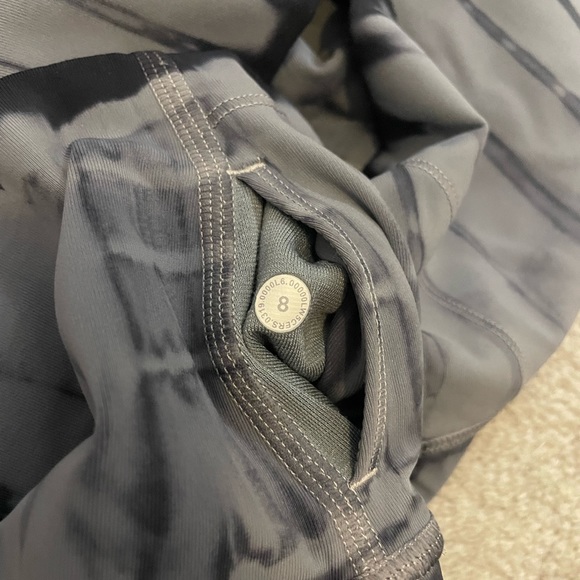 Lululemon full length leggings - Picture 4 of 4